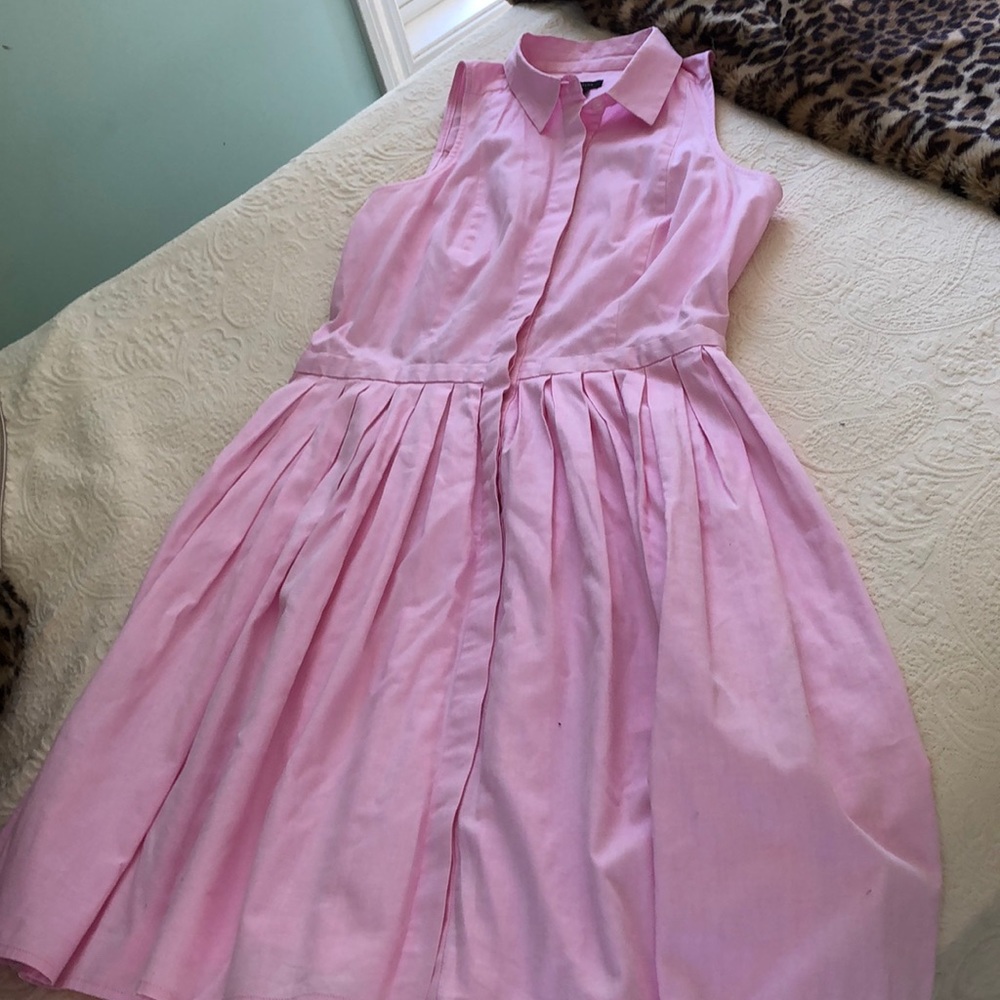 Sleeveless dress